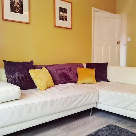 Perry Road, Beautiful Large House Available For Guests And Contractors Parking Wifi Villa Nottingham Ngoại thất bức ảnh