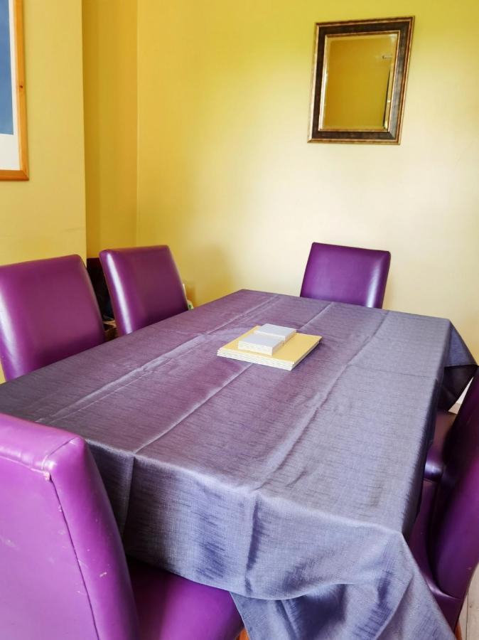 Perry Road, Beautiful Large House Available For Guests And Contractors Parking Wifi Villa Nottingham Ngoại thất bức ảnh